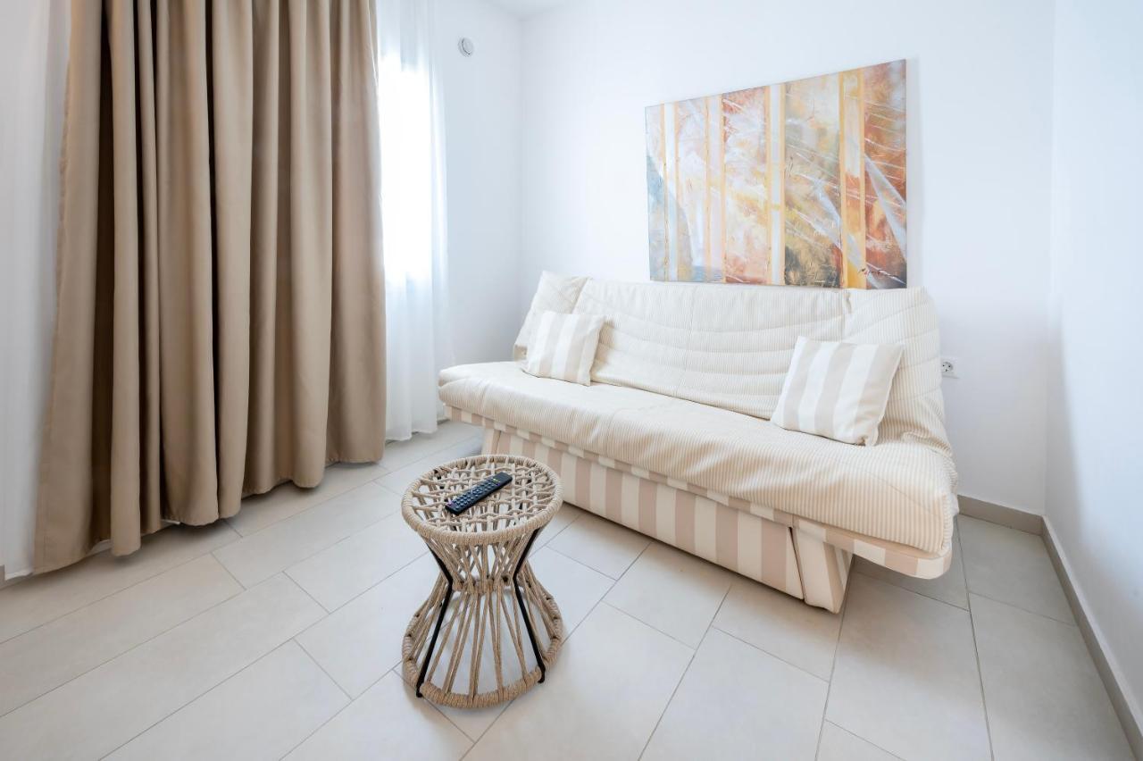 Orizontes Hotel Santorini Pyrgos Kallistis Ngoại thất bức ảnh